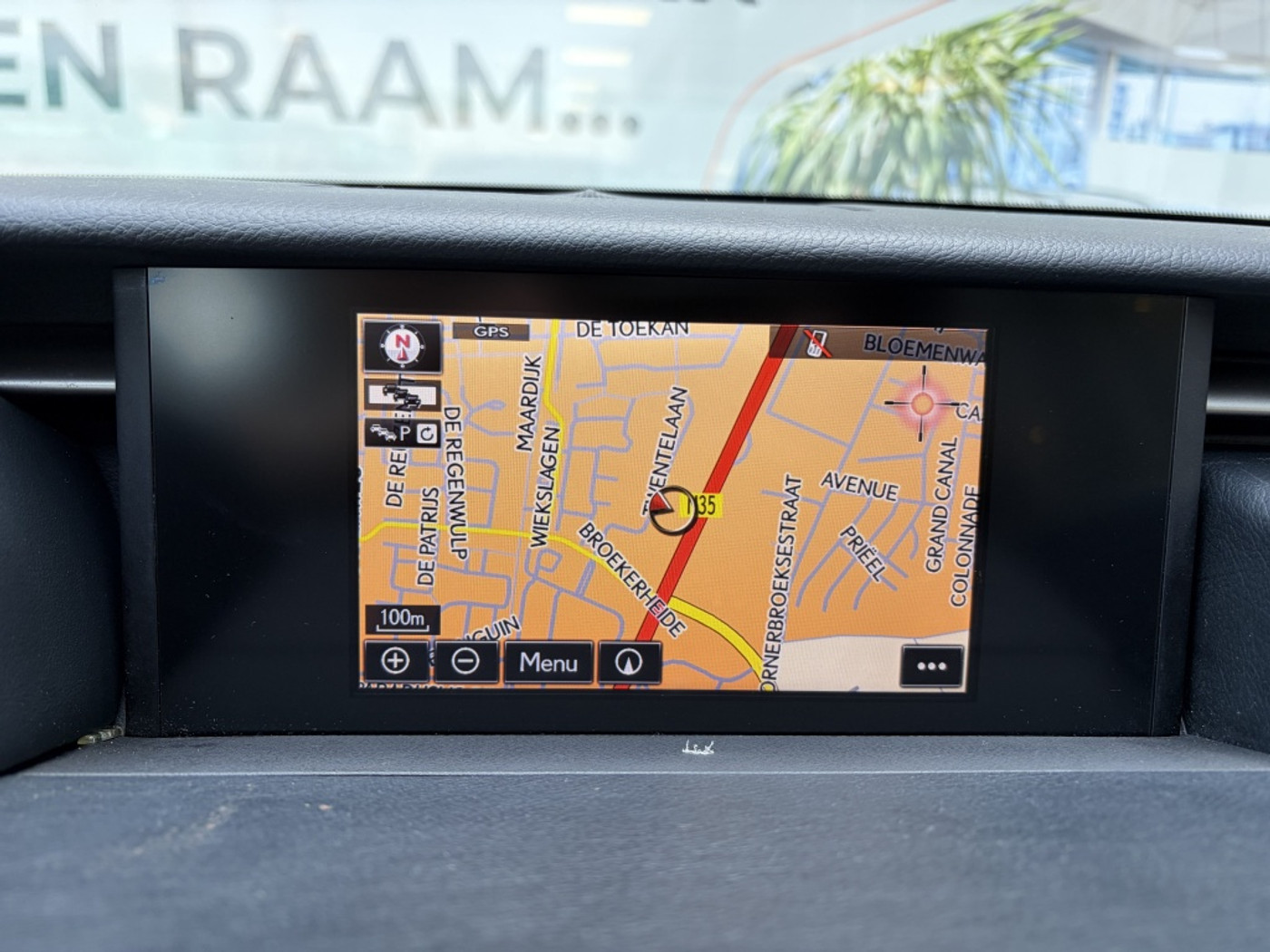 Foto van Lexus Lexus Is300h