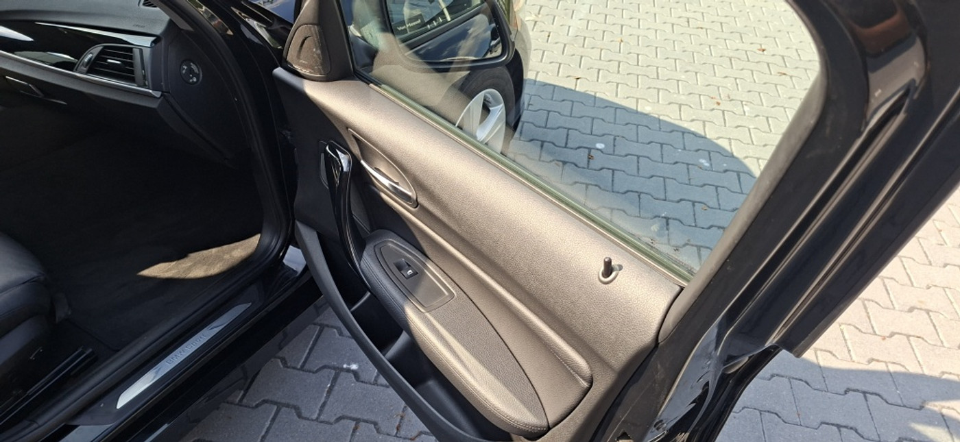 Foto van BMW 116d Efficient Dynamics