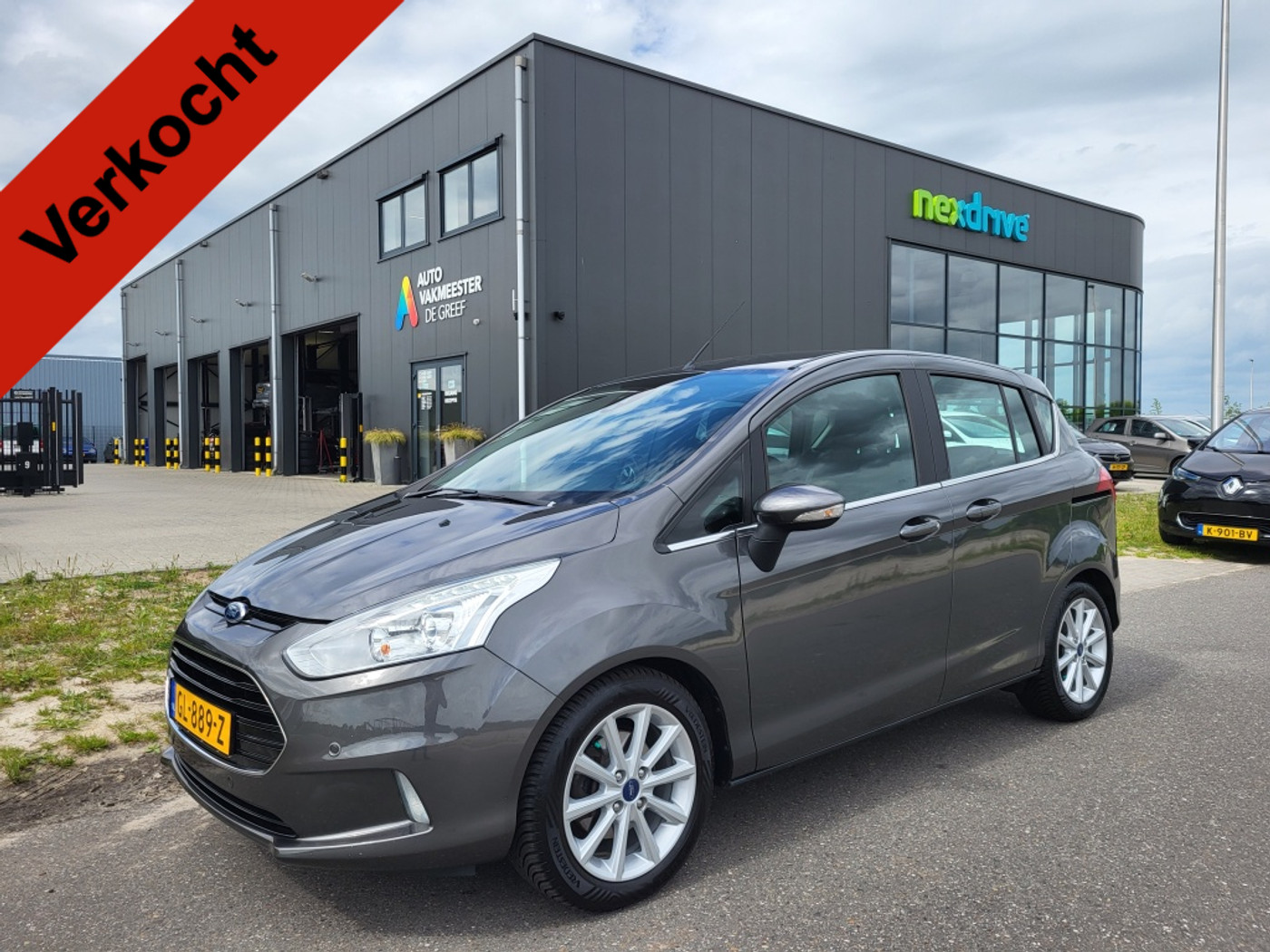 Ford B-max 1.0 Ecoboost 100 pk Titanium 2e eigen. Camera trekhaak 2015 - voorkant