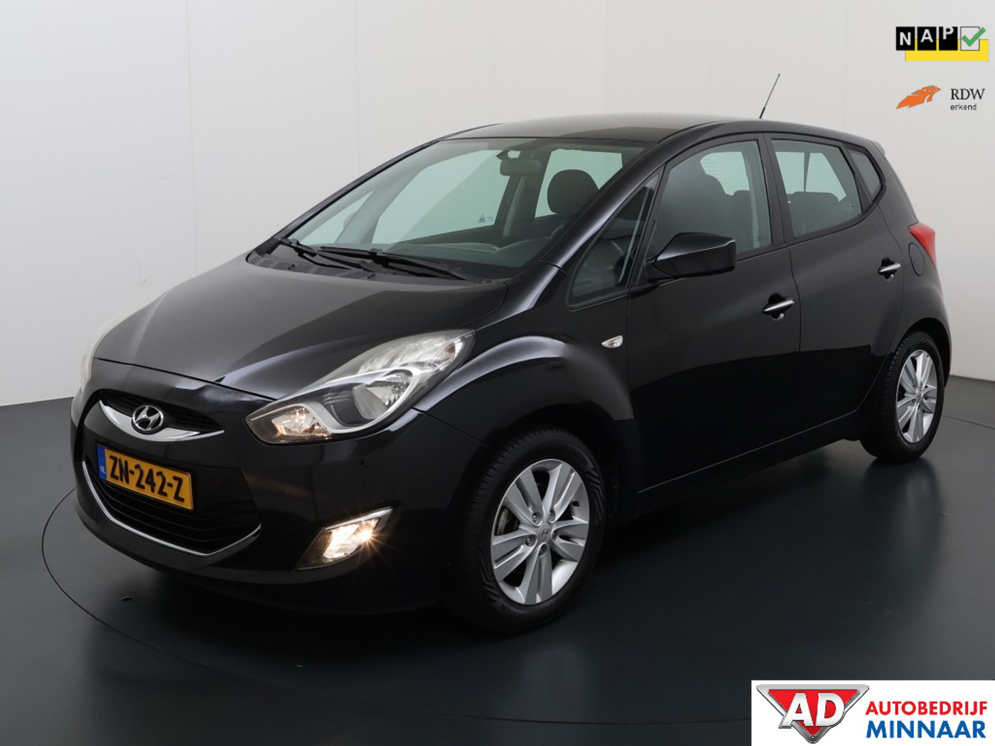 Hyundai Ix20 1.4i i-Vision | Trekhaak | Bluetooth | LMV | onderhoudsboekjes | 2012 - voorkant