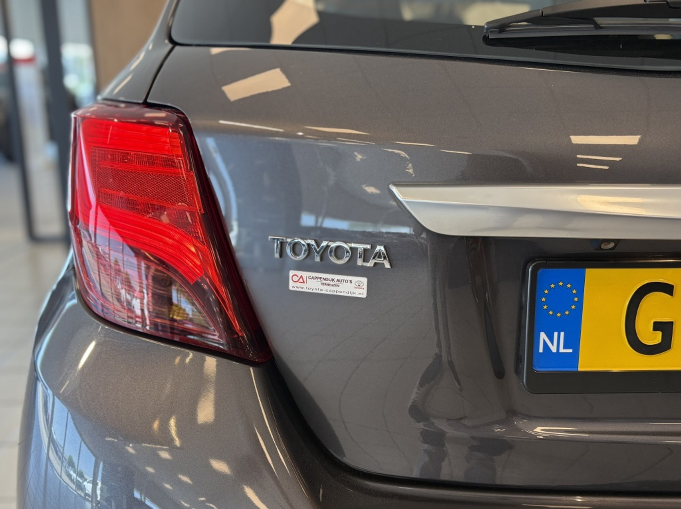 Foto van Toyota Toyota Yaris Hybrid