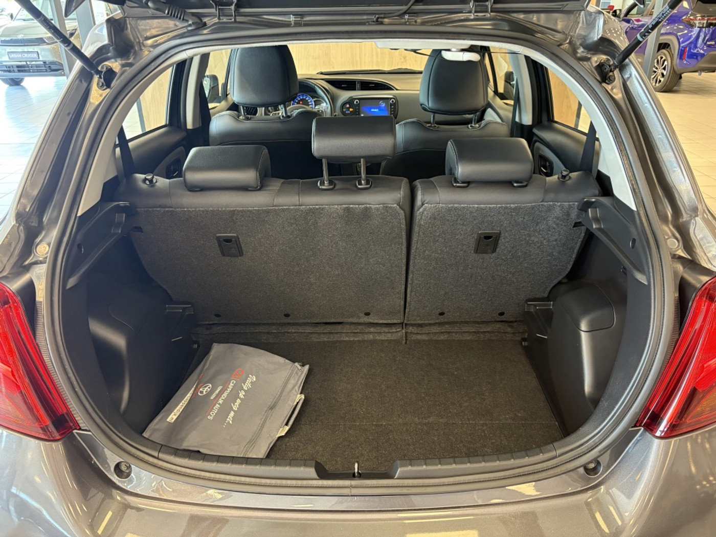 Foto van Toyota Toyota Yaris Hybrid