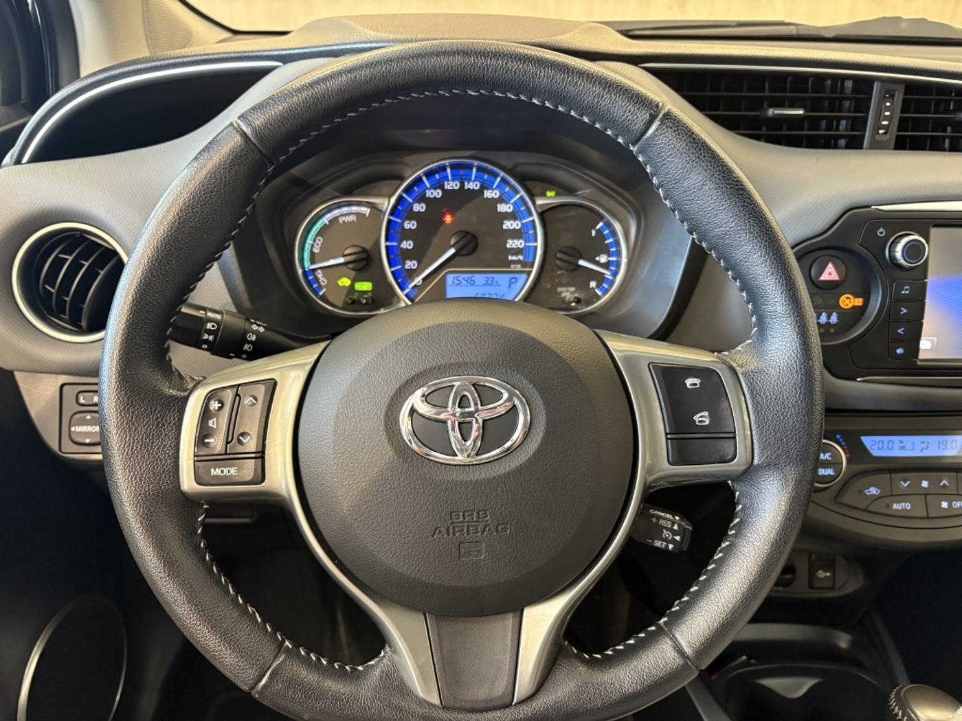 Foto van Toyota Toyota Yaris Hybrid