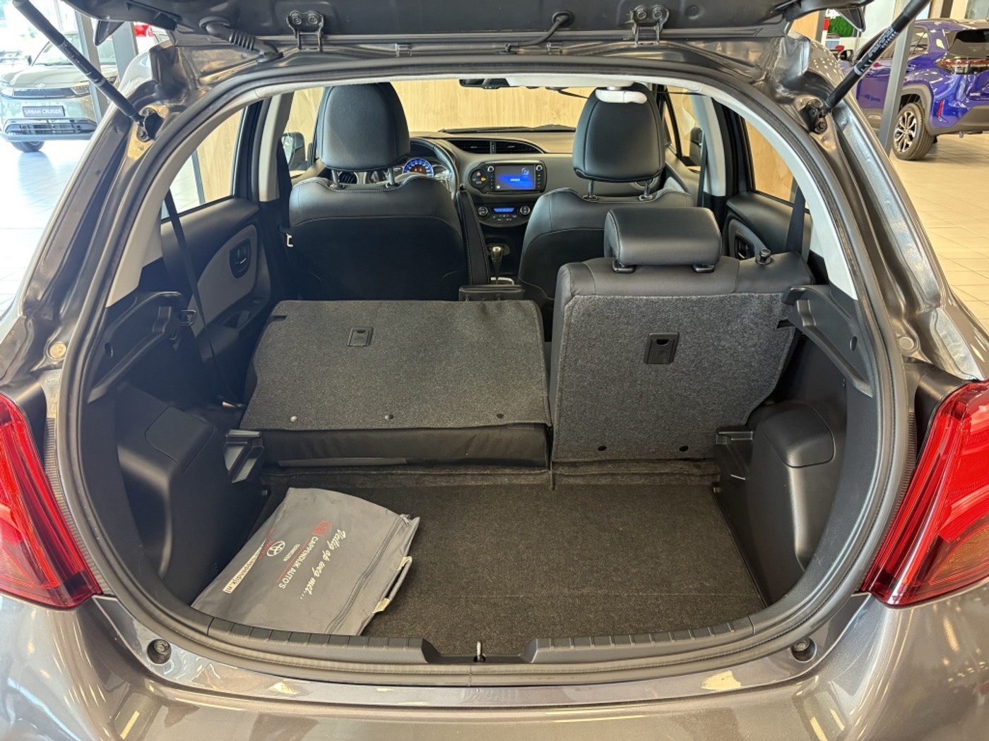 Foto van Toyota Toyota Yaris Hybrid