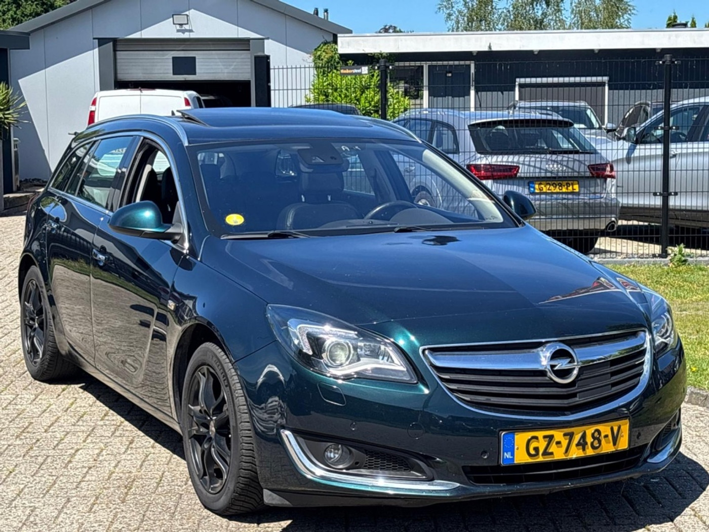 Foto van Opel Insignia Sports Tourer SW