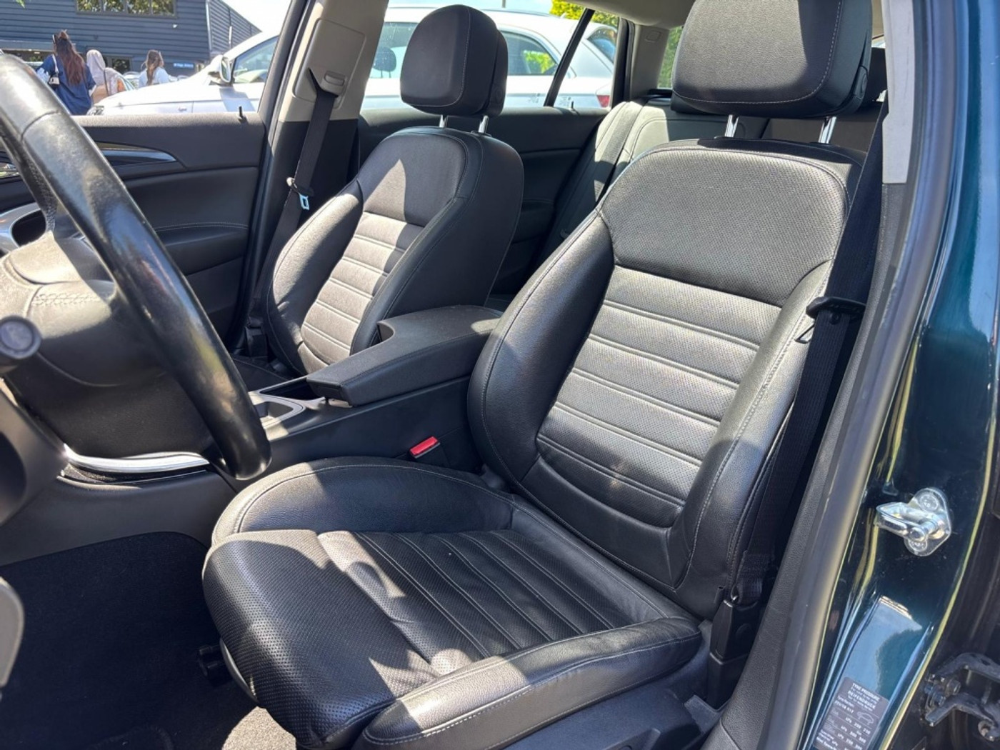 Foto van Opel Insignia Sports Tourer SW