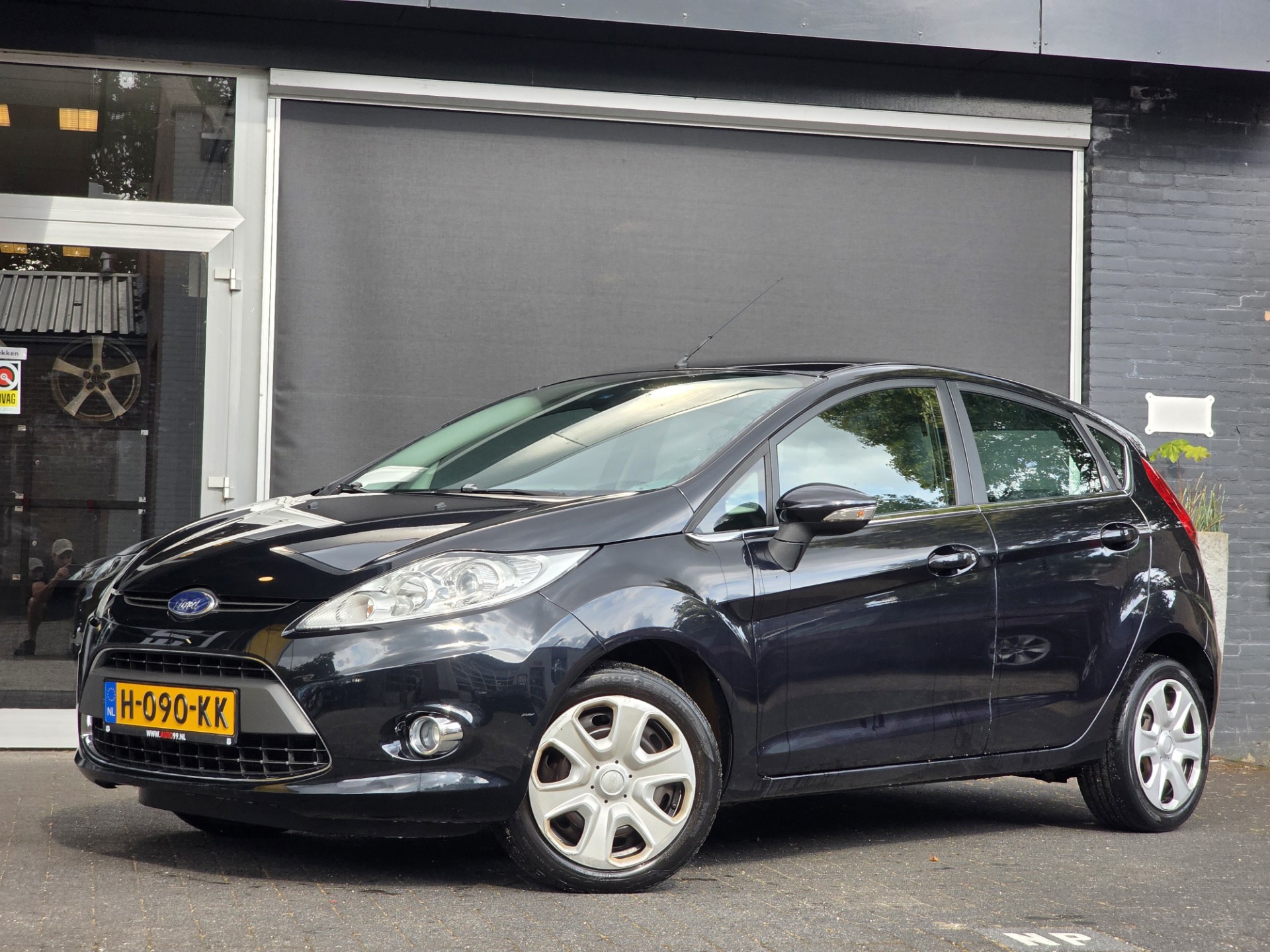Ford Fiesta 1.4 Ghia / CLIMA / 2009 - voorkant