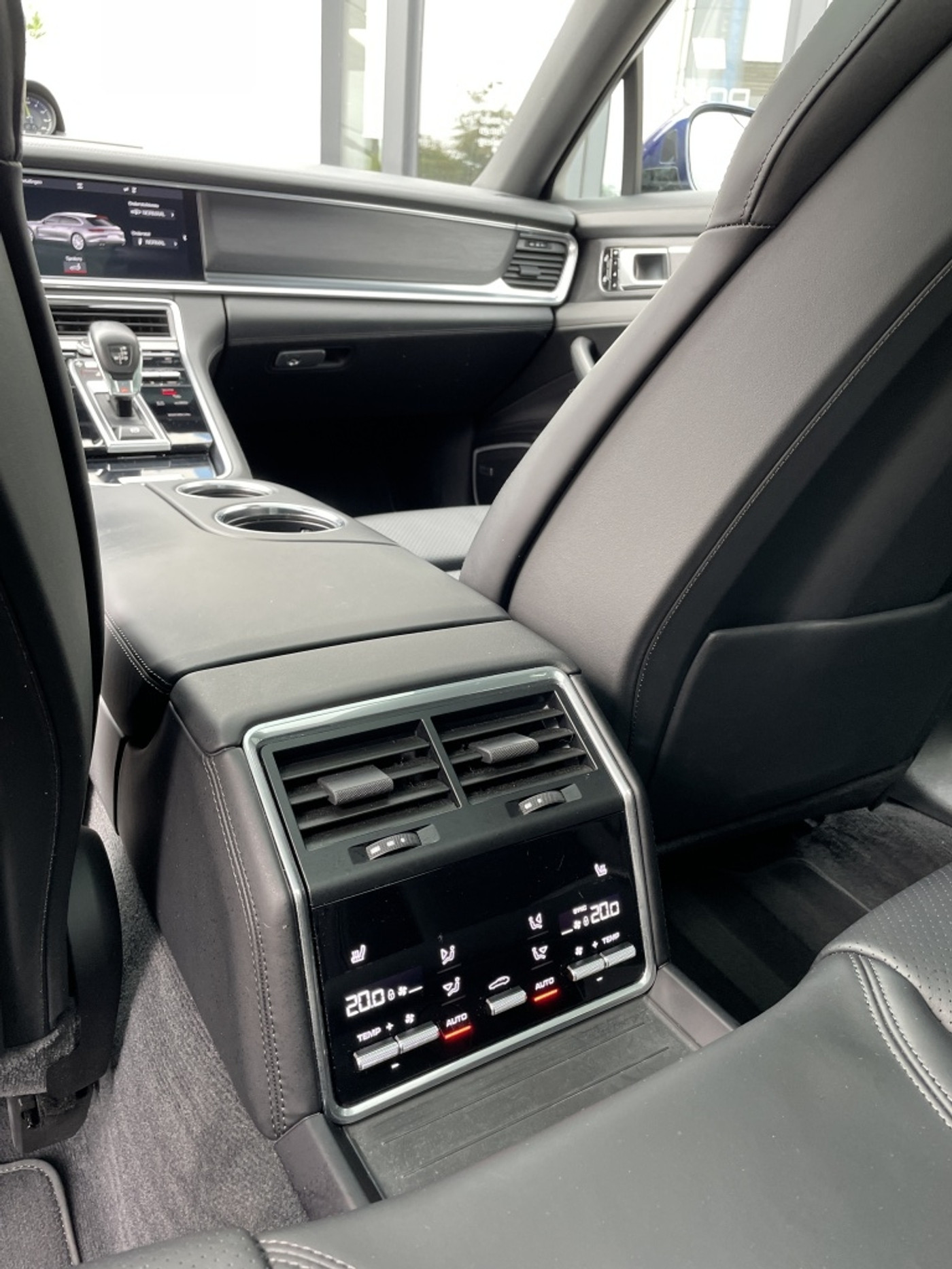 Foto van Porsche Panamera 4 E-hybrid