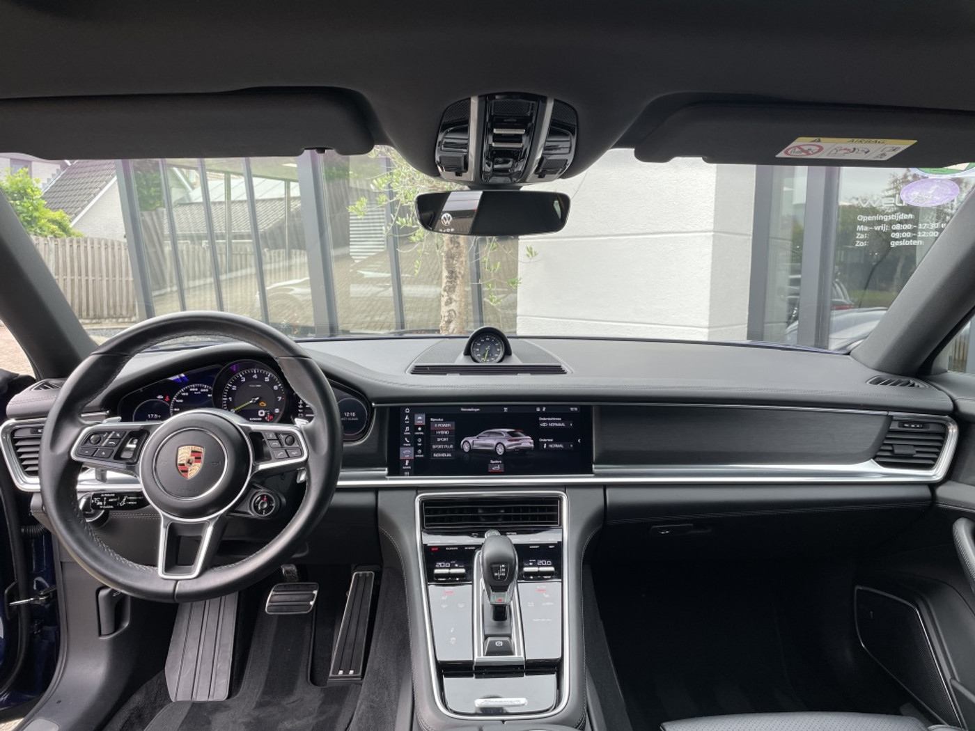 Foto van Porsche Panamera 4 E-hybrid