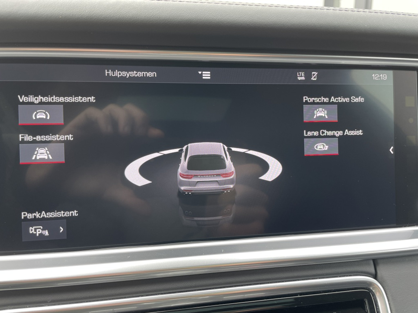 Foto van Porsche Panamera 4 E-hybrid