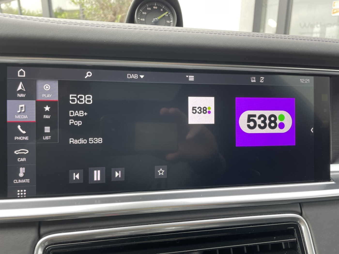 Foto van Porsche Panamera 4 E-hybrid