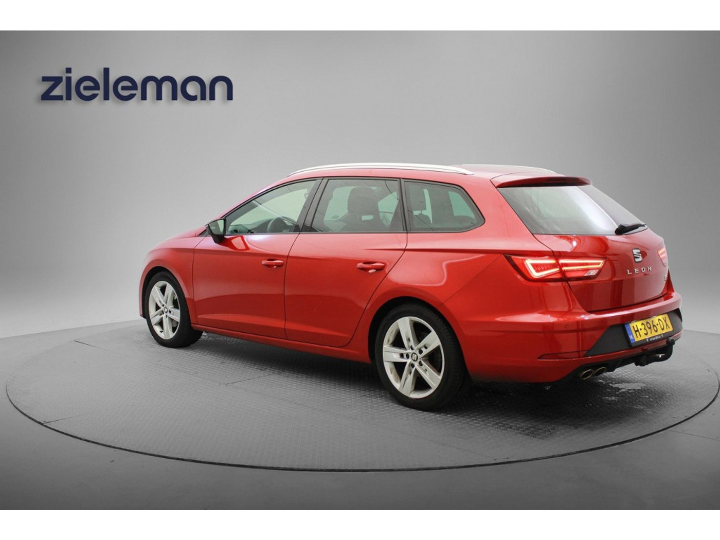 Foto van Seat Leon Sportourer ST