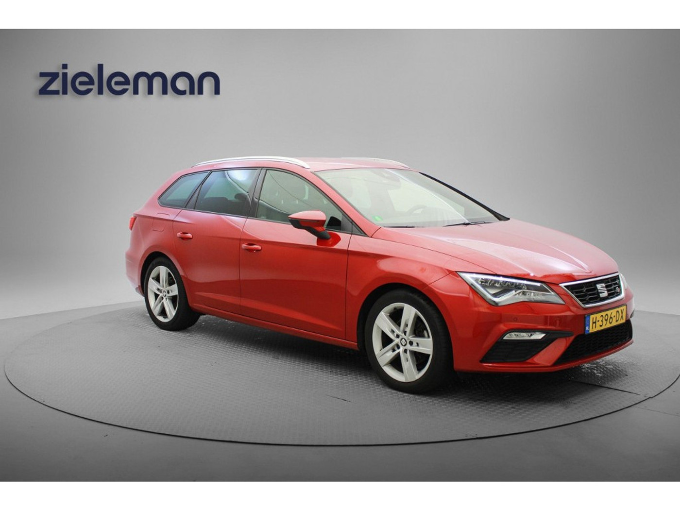 Seat Leon Sportourer ST ST 1.5 TSI FR Ultimate Edition - Digitaal cockpit, Carplay, Crui 2020 - voorkant