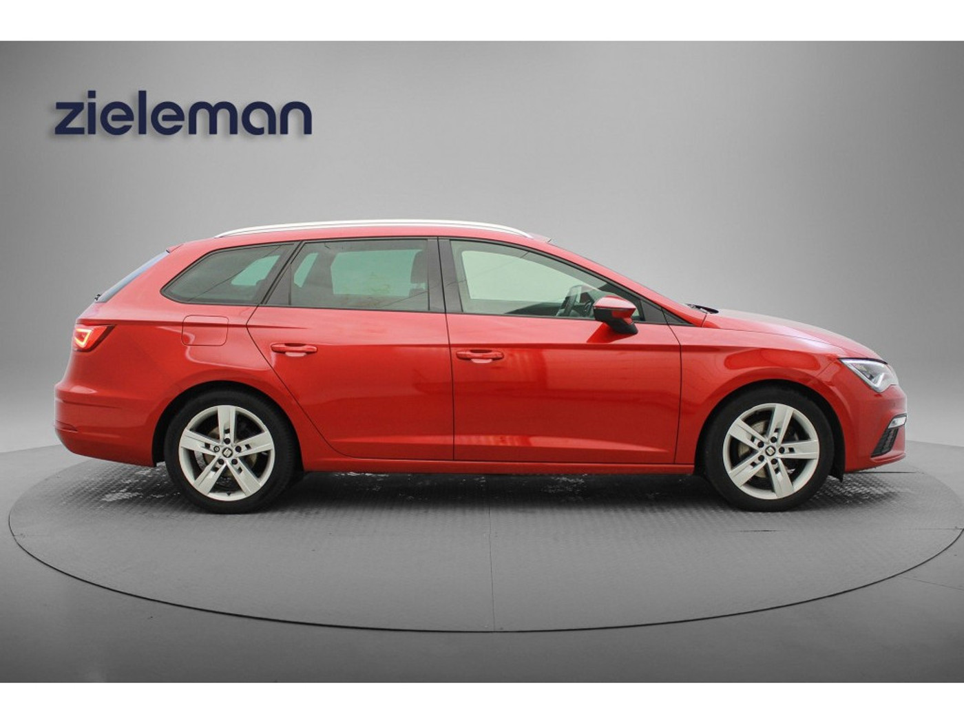 Foto van Seat Leon Sportourer ST