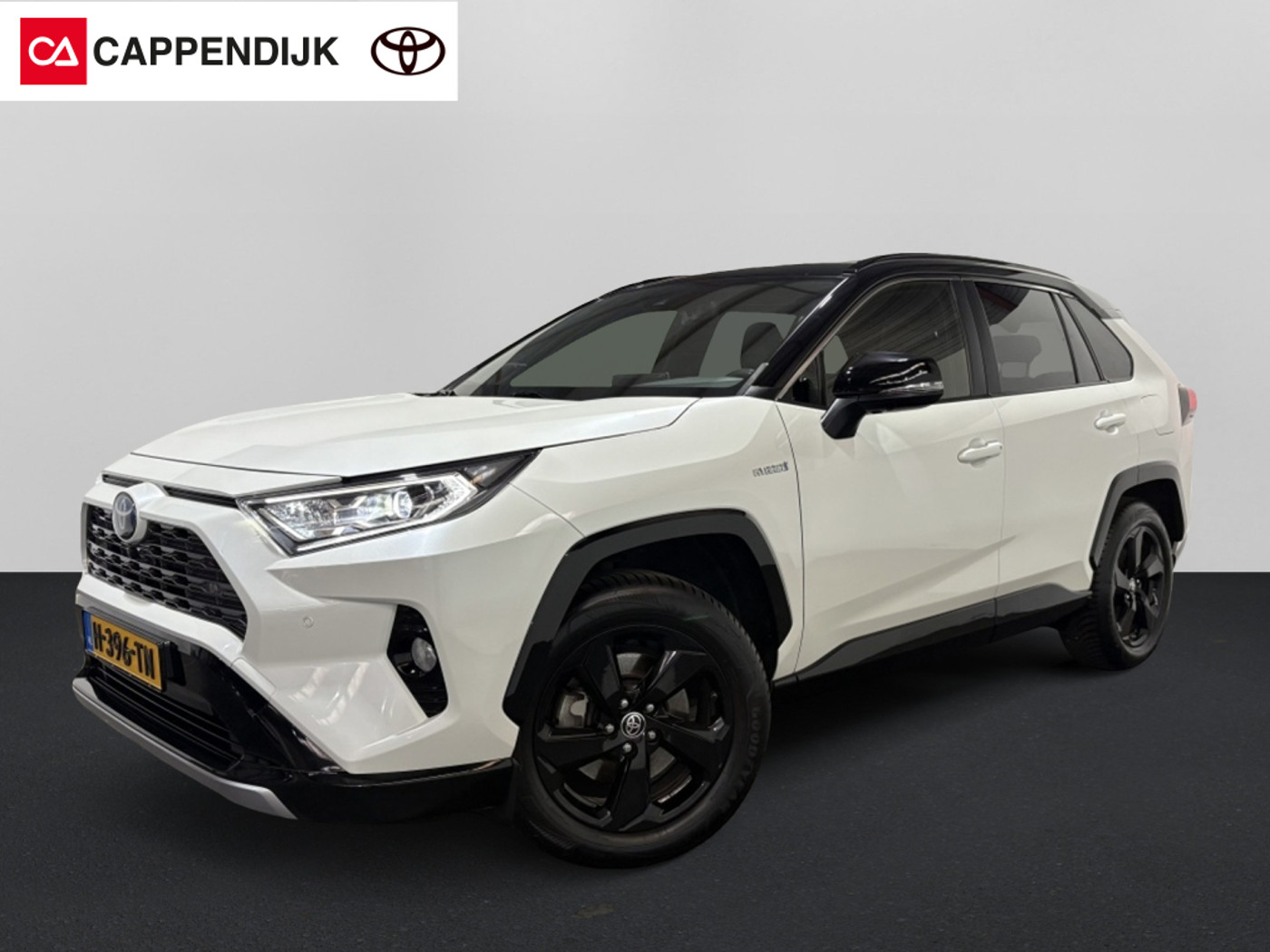 Toyota Toyota Rav4 2.5 Hybrid AWD Bi-Tone | Innovation Pack 2020 - voorkant