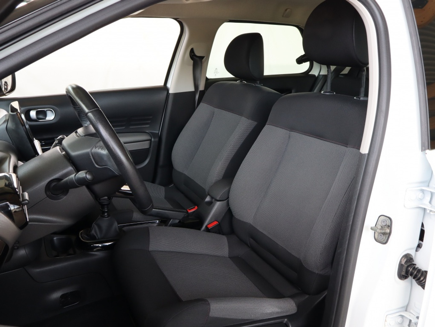 Foto van Citroen C4 Cactus