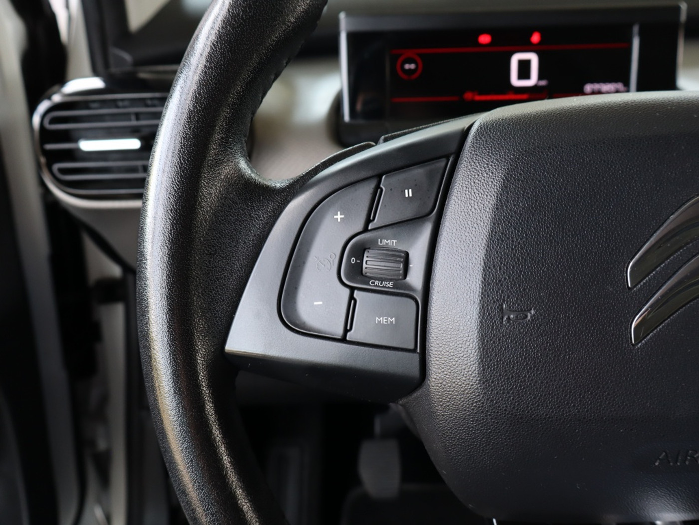 Foto van Citroen C4 Cactus
