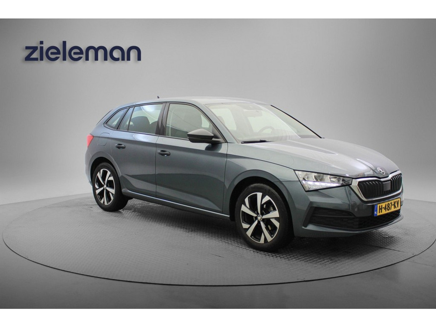 Skoda Scala 1.0 TSI Active - Carplay, Cruise 2020 - voorkant