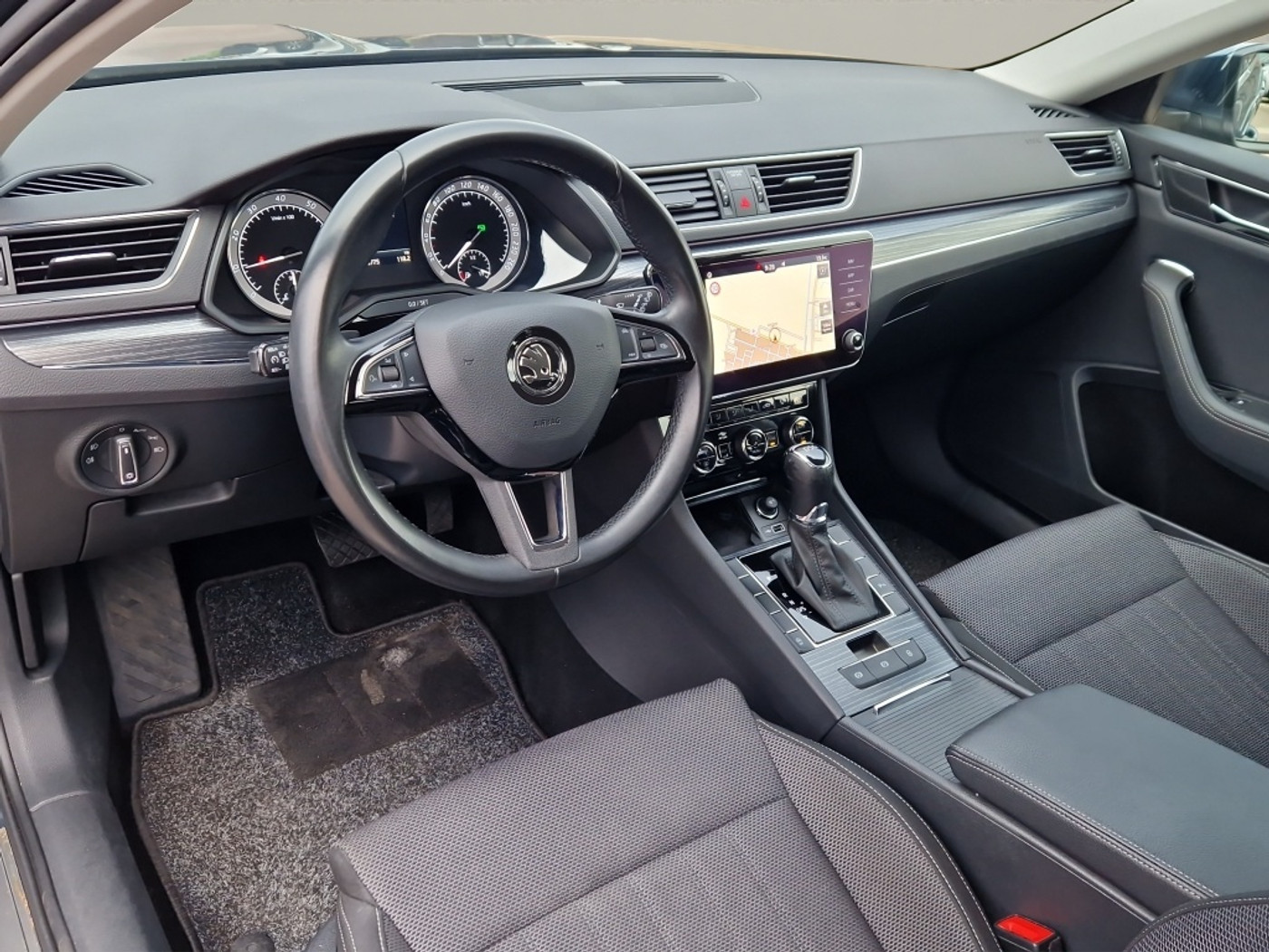 Foto van Skoda Superb Combi