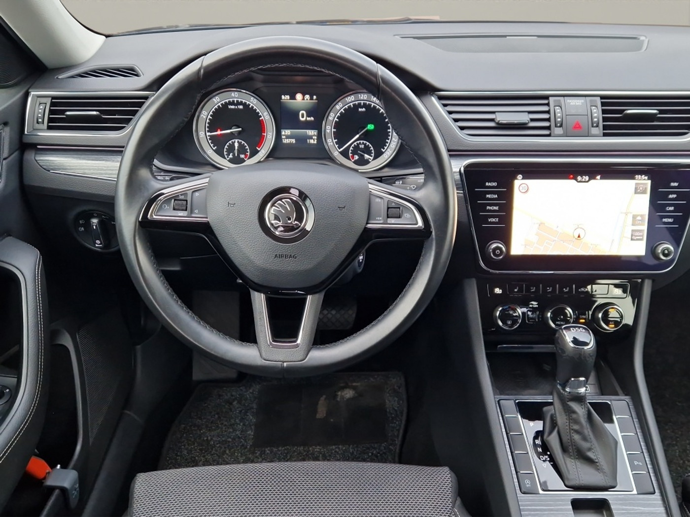 Foto van Skoda Superb Combi