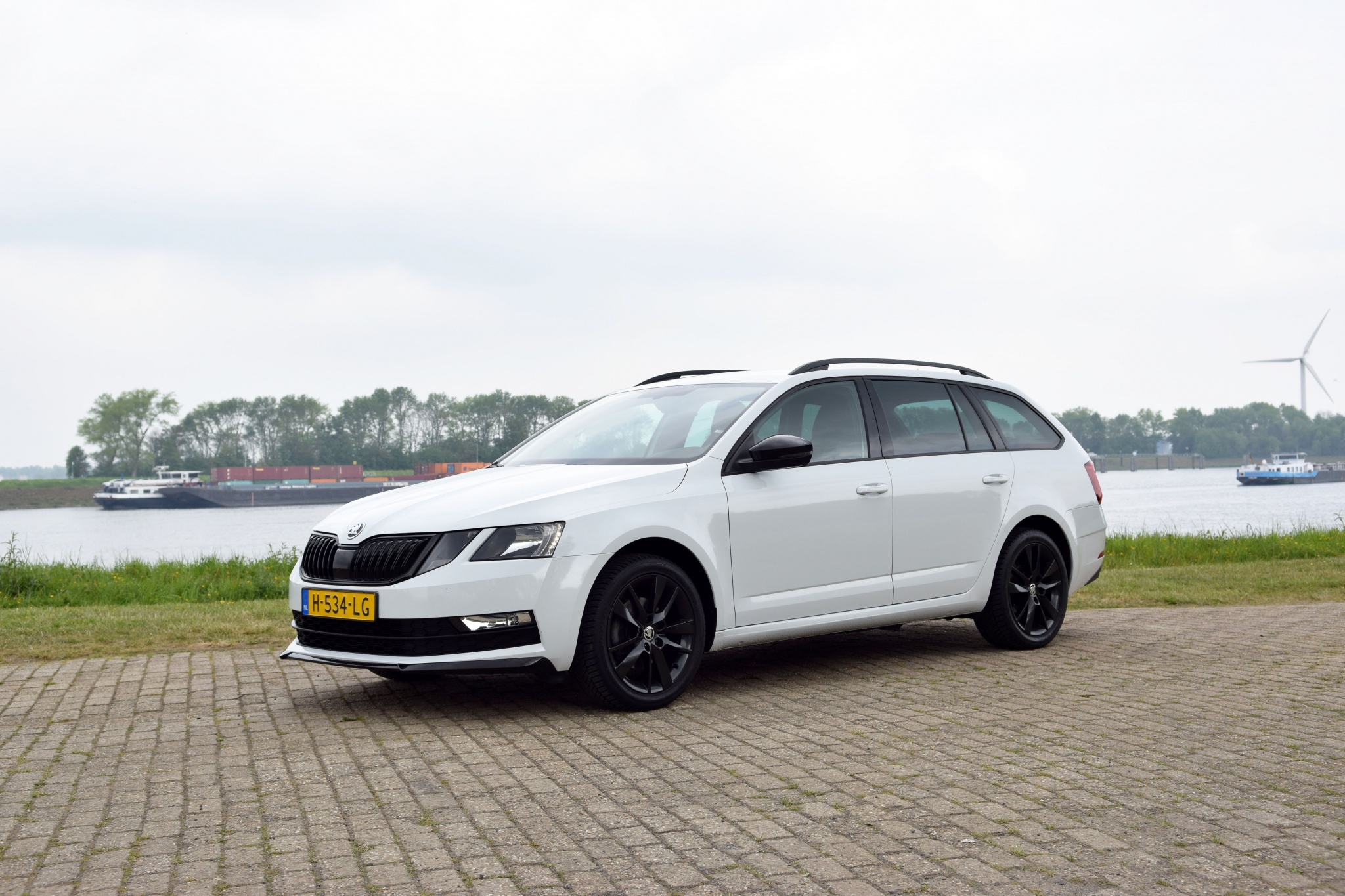 Skoda Octavia 1.5 TSI Sport Bns 2020 - voorkant