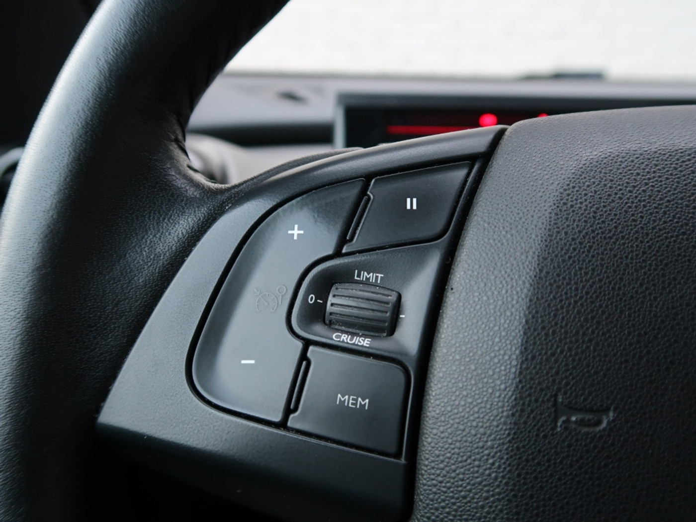 Foto van Citroen C4 Cactus