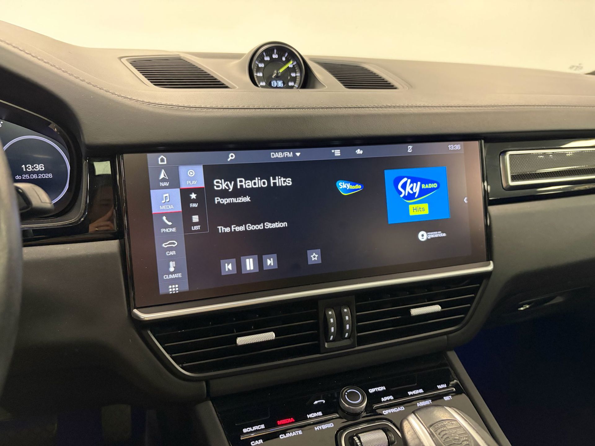 Foto van Porsche Cayenne E-hybrid
