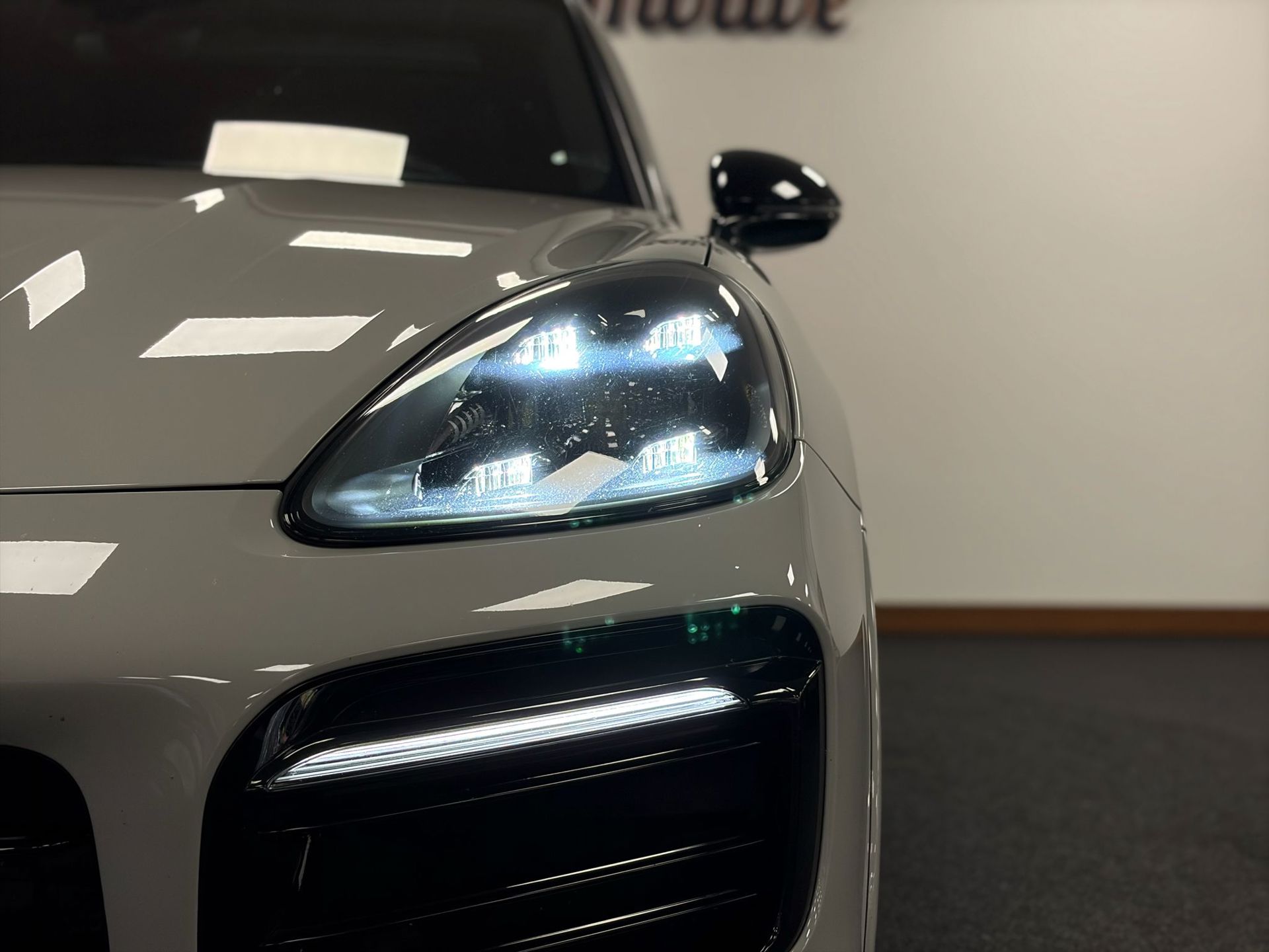 Foto van Porsche Cayenne E-hybrid