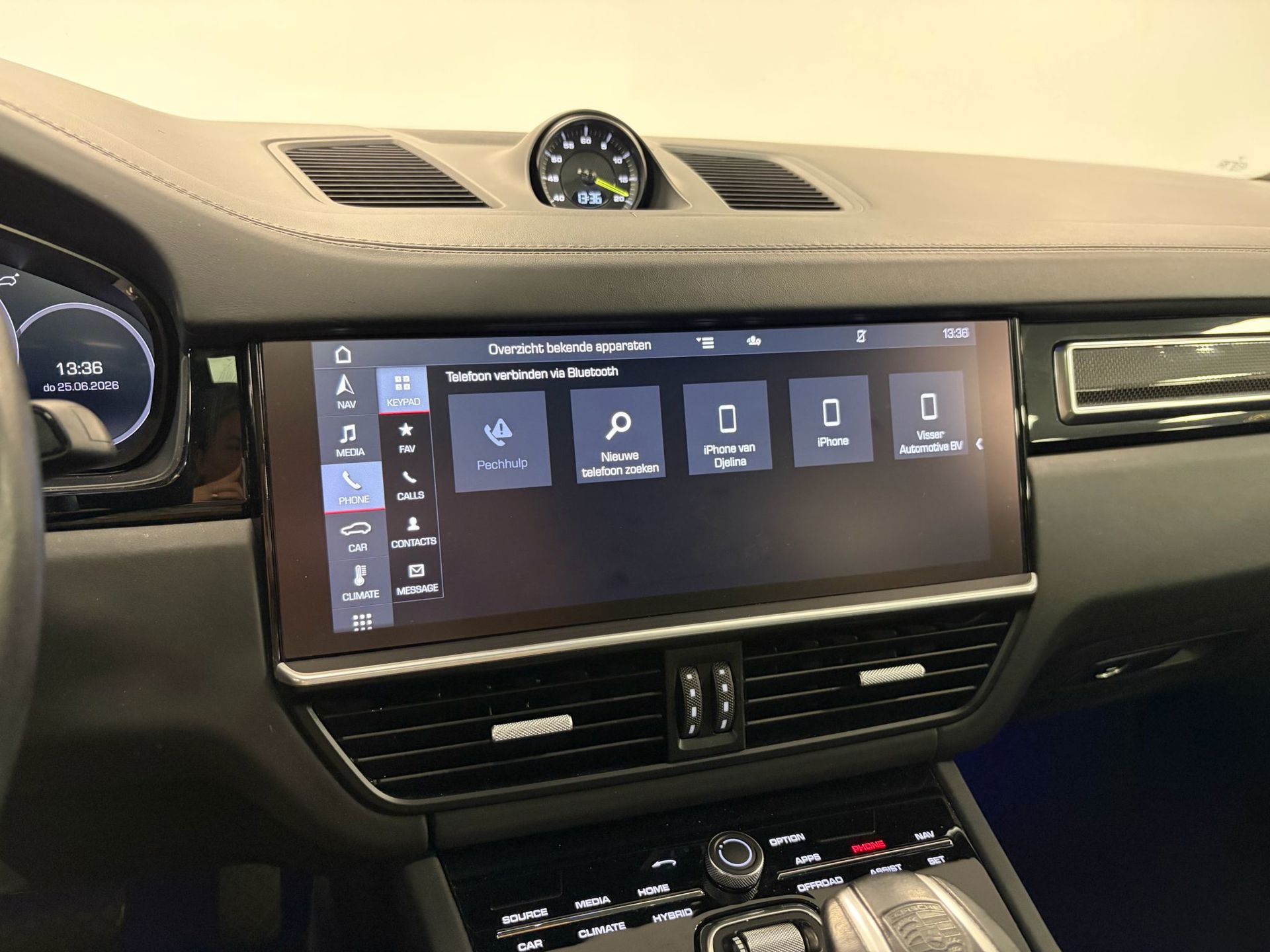 Foto van Porsche Cayenne E-hybrid