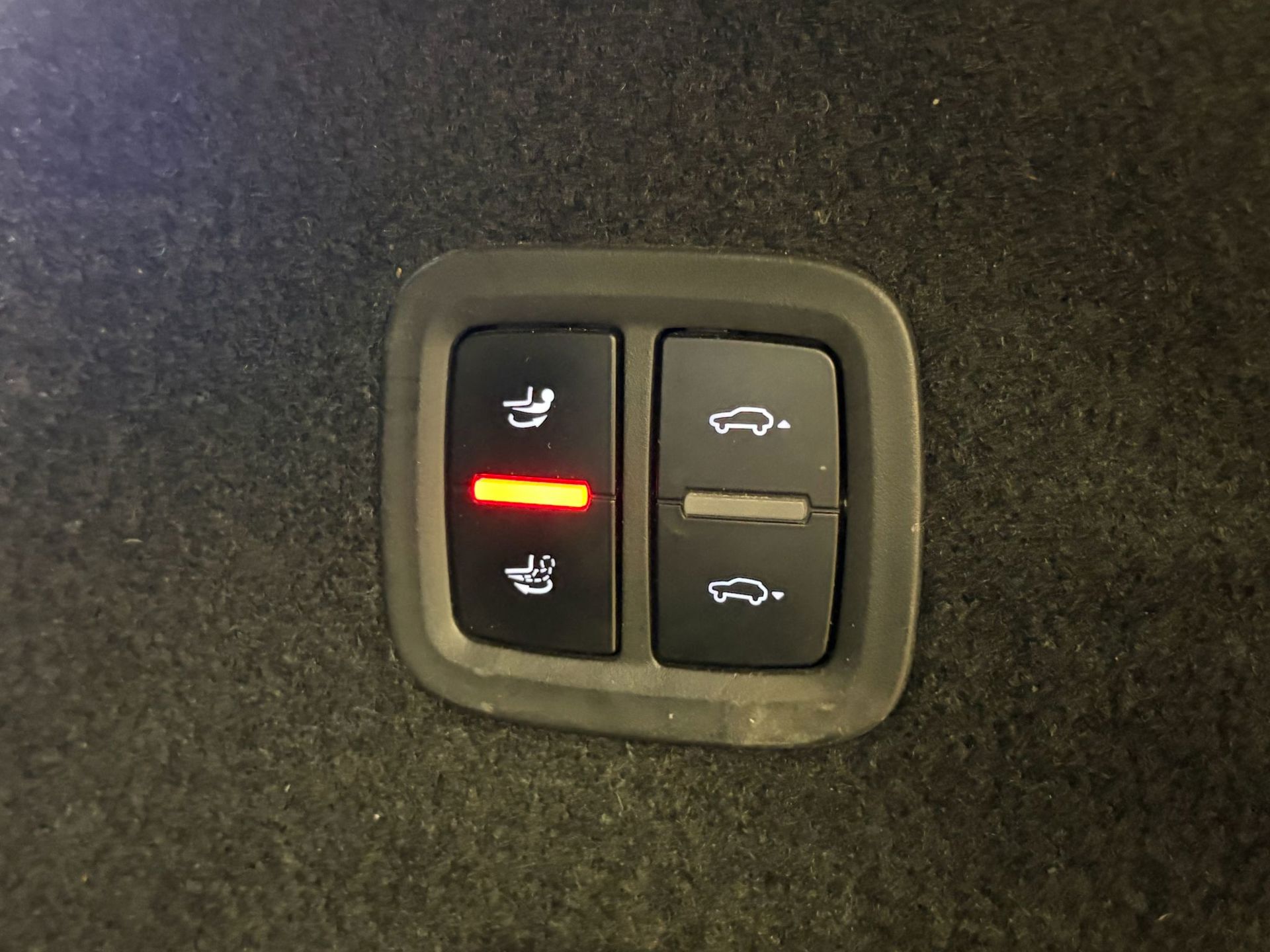 Foto van Porsche Cayenne E-hybrid