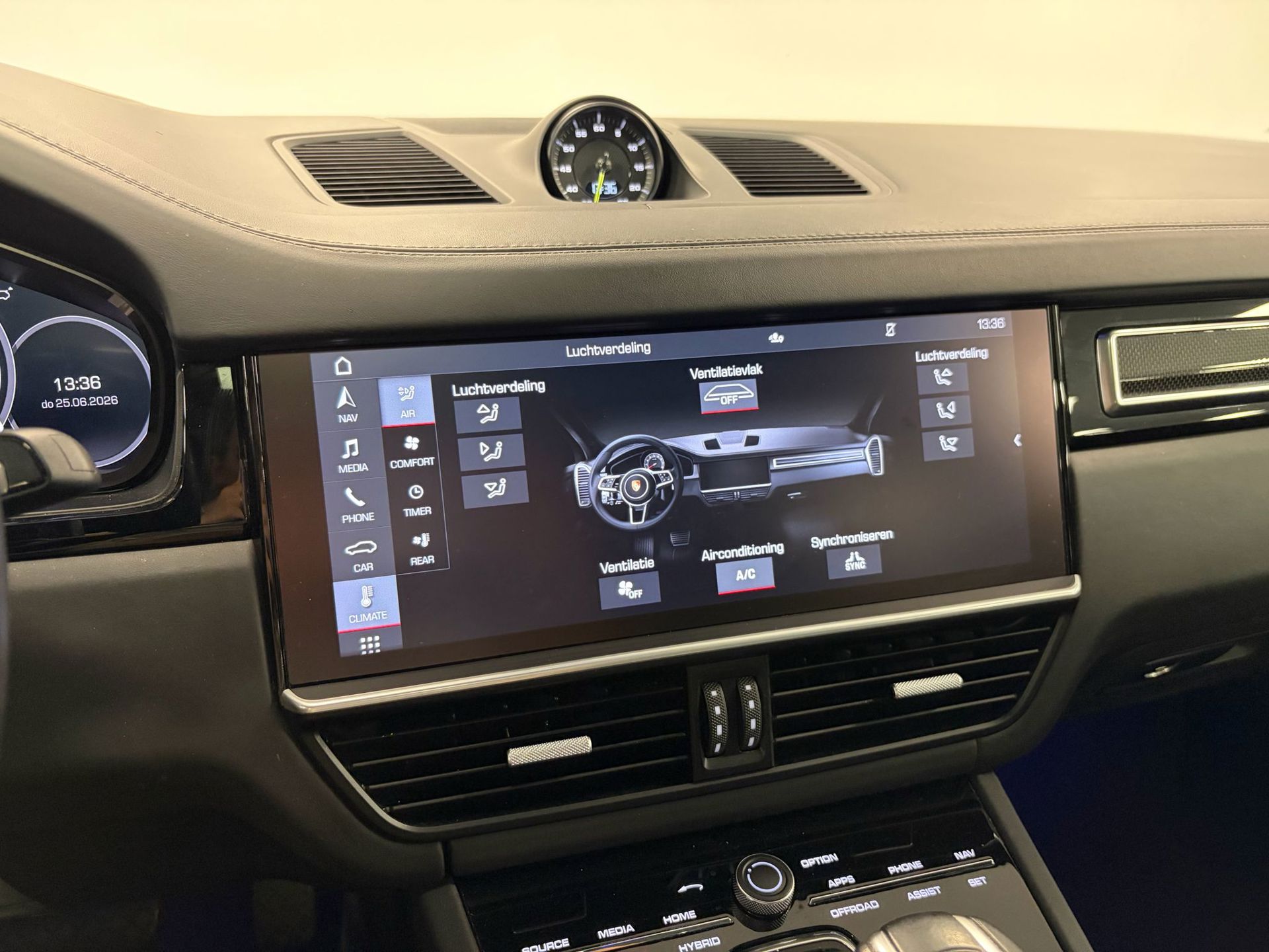 Foto van Porsche Cayenne E-hybrid