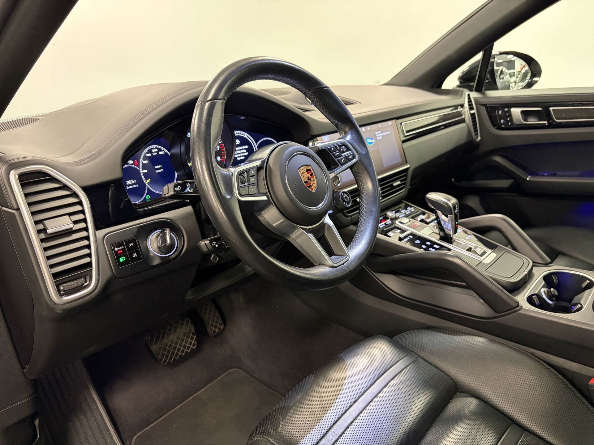 Foto van Porsche Cayenne E-hybrid
