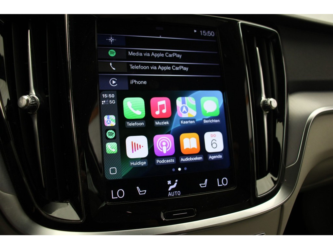 Foto van Volvo V60 T6 Twin Engine