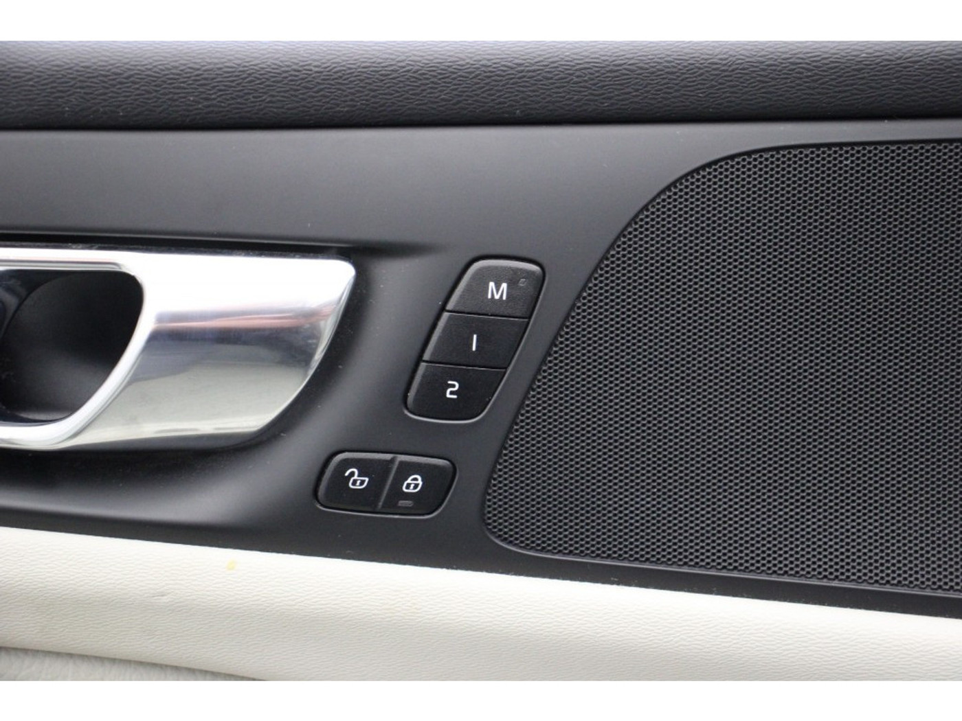 Foto van Volvo V60 T6 Twin Engine