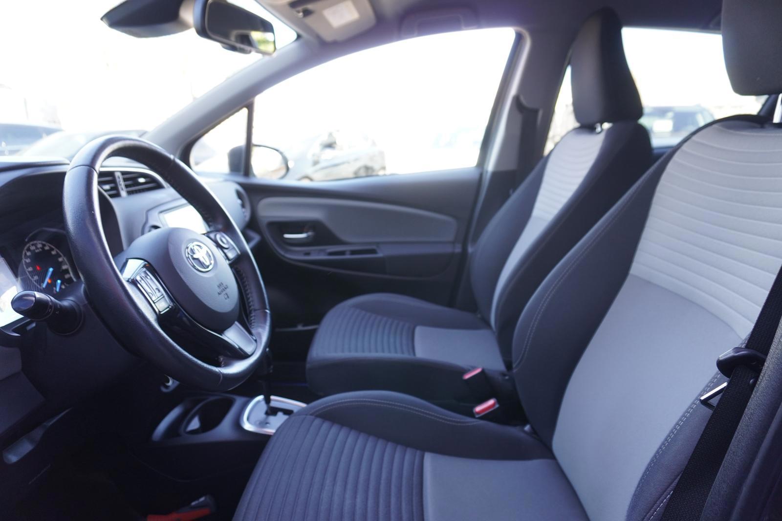 Foto van Toyota Toyota Yaris Hybrid