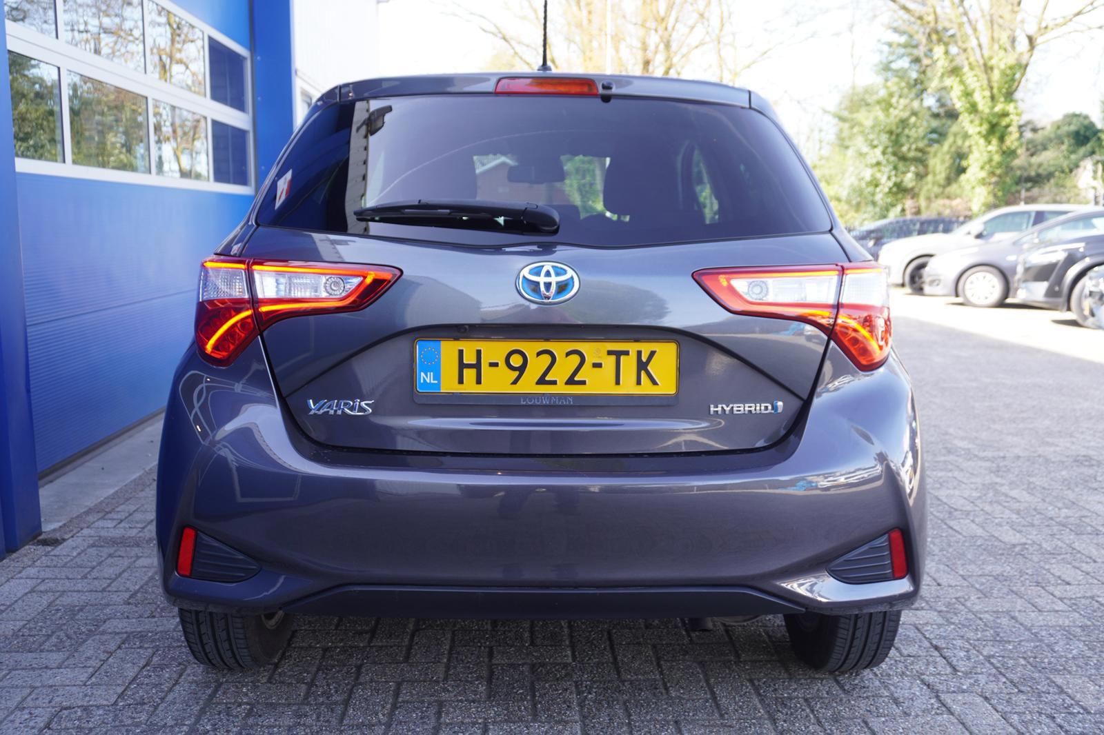 Foto van Toyota Toyota Yaris Hybrid