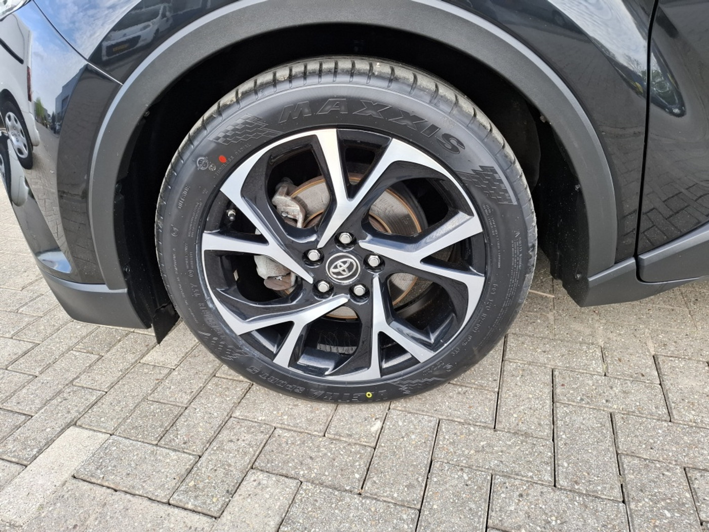 Foto van Toyota C-hr