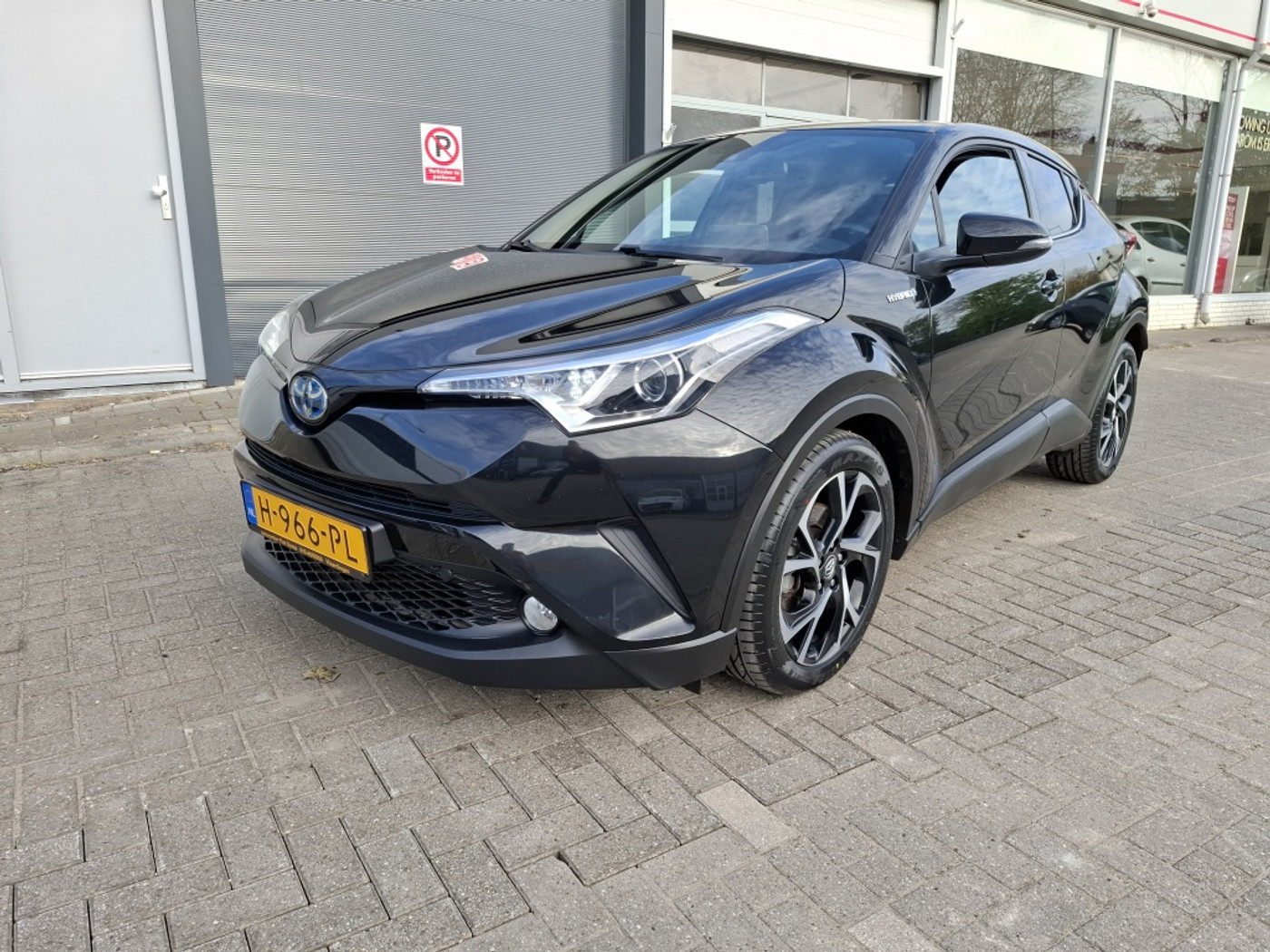 Foto van Toyota C-hr