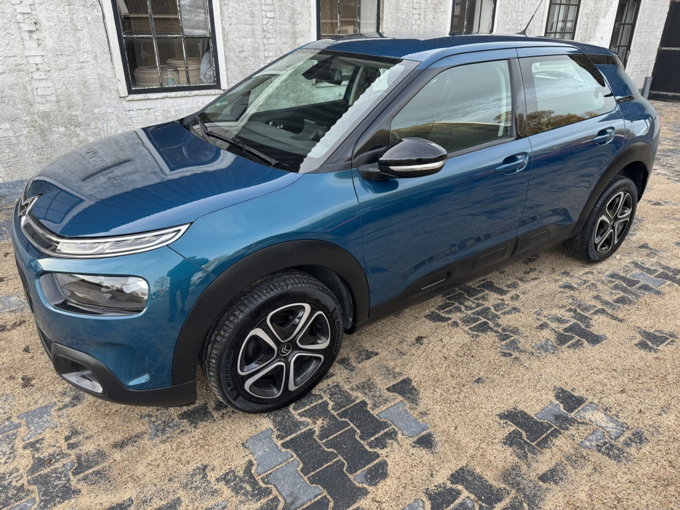 Citroen C4 Cactus 1.2 PT Business / all in prijs/ apple carplay/android /navi 2020 - voorkant
