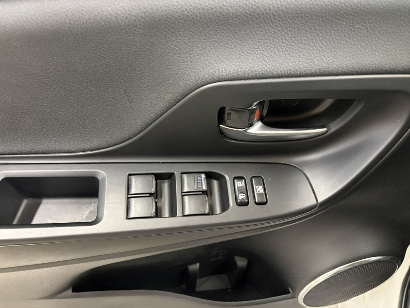 Foto van Toyota Toyota Yaris Hybrid