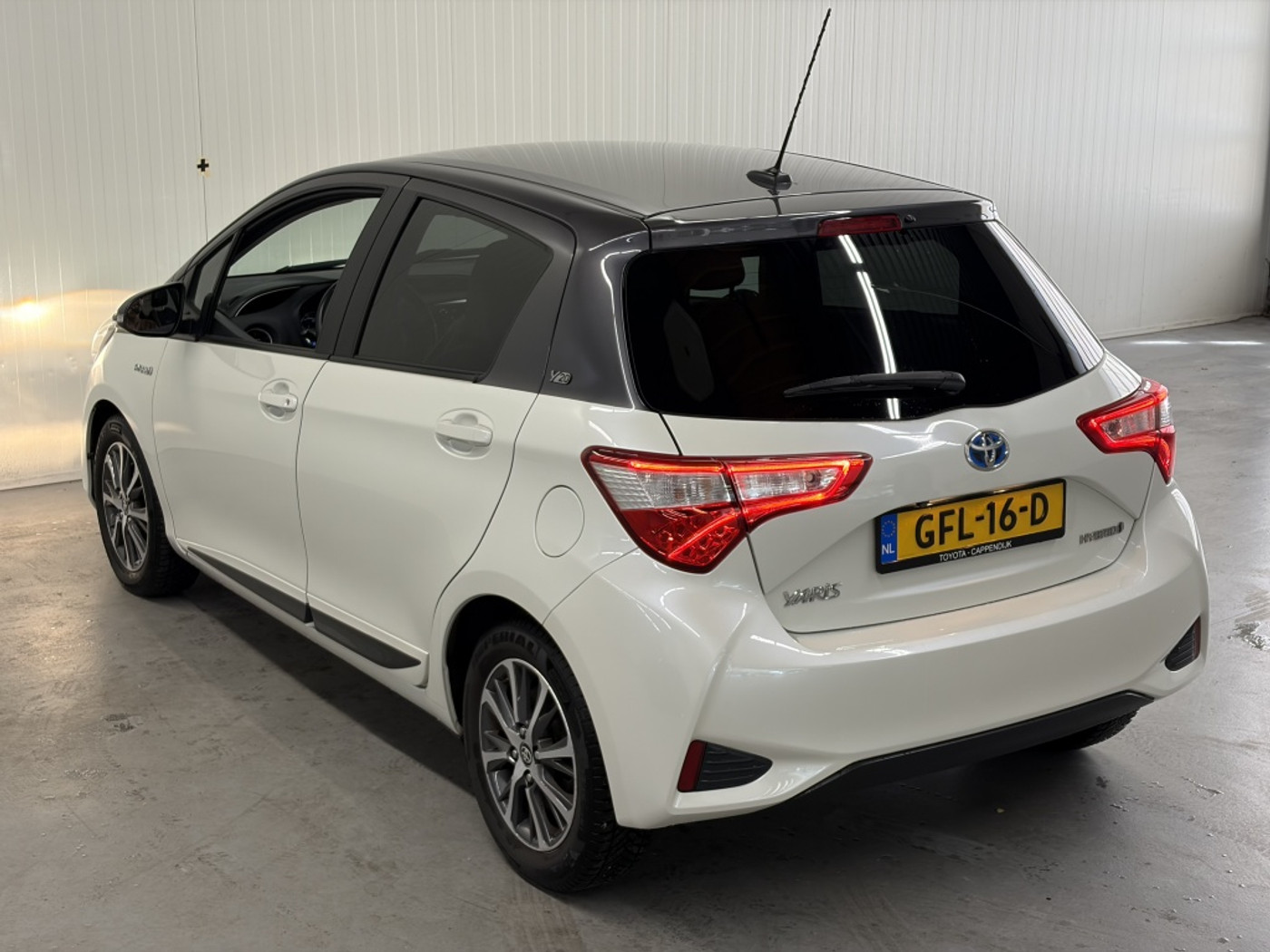 Foto van Toyota Toyota Yaris Hybrid