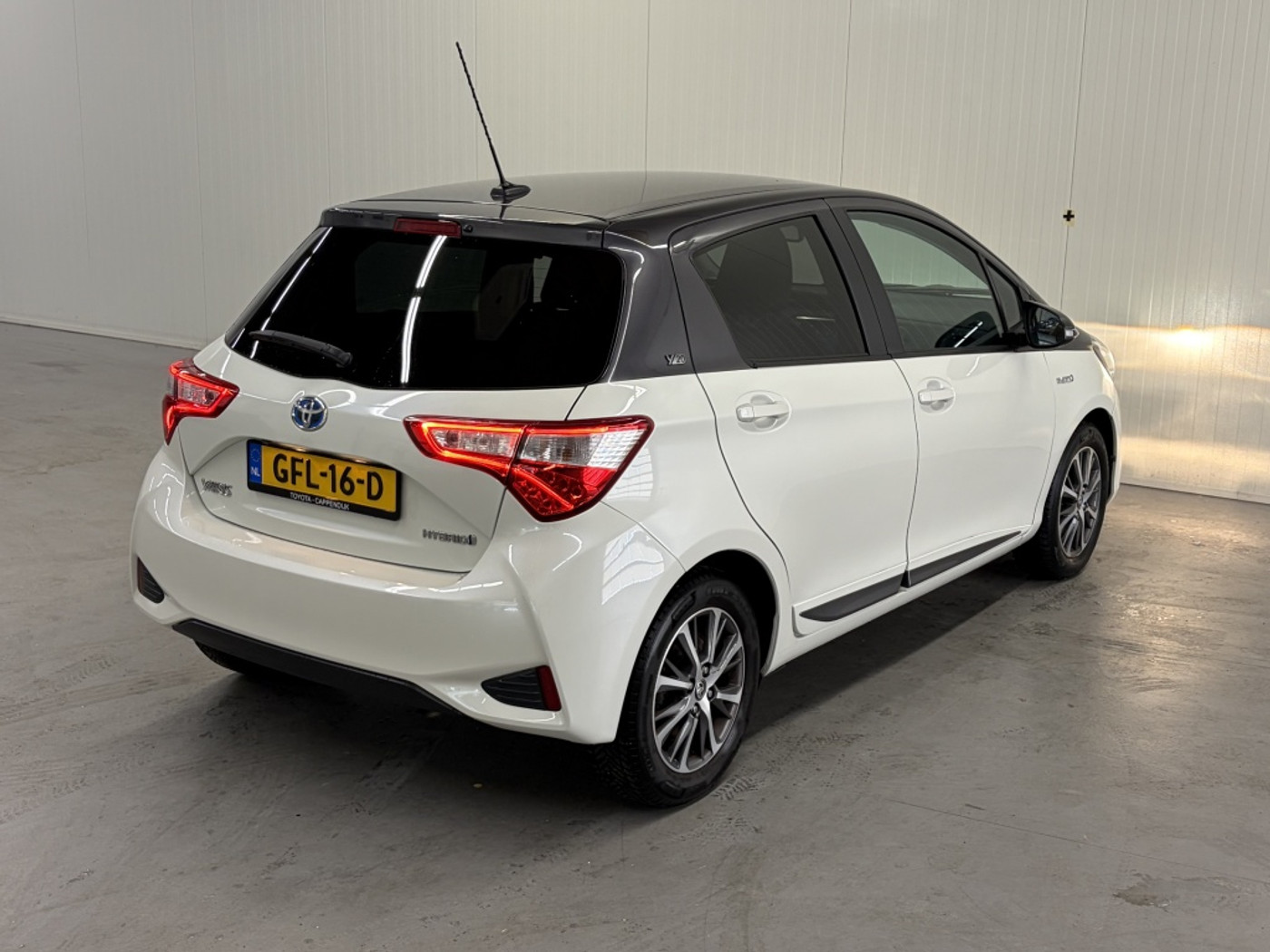 Foto van Toyota Toyota Yaris Hybrid