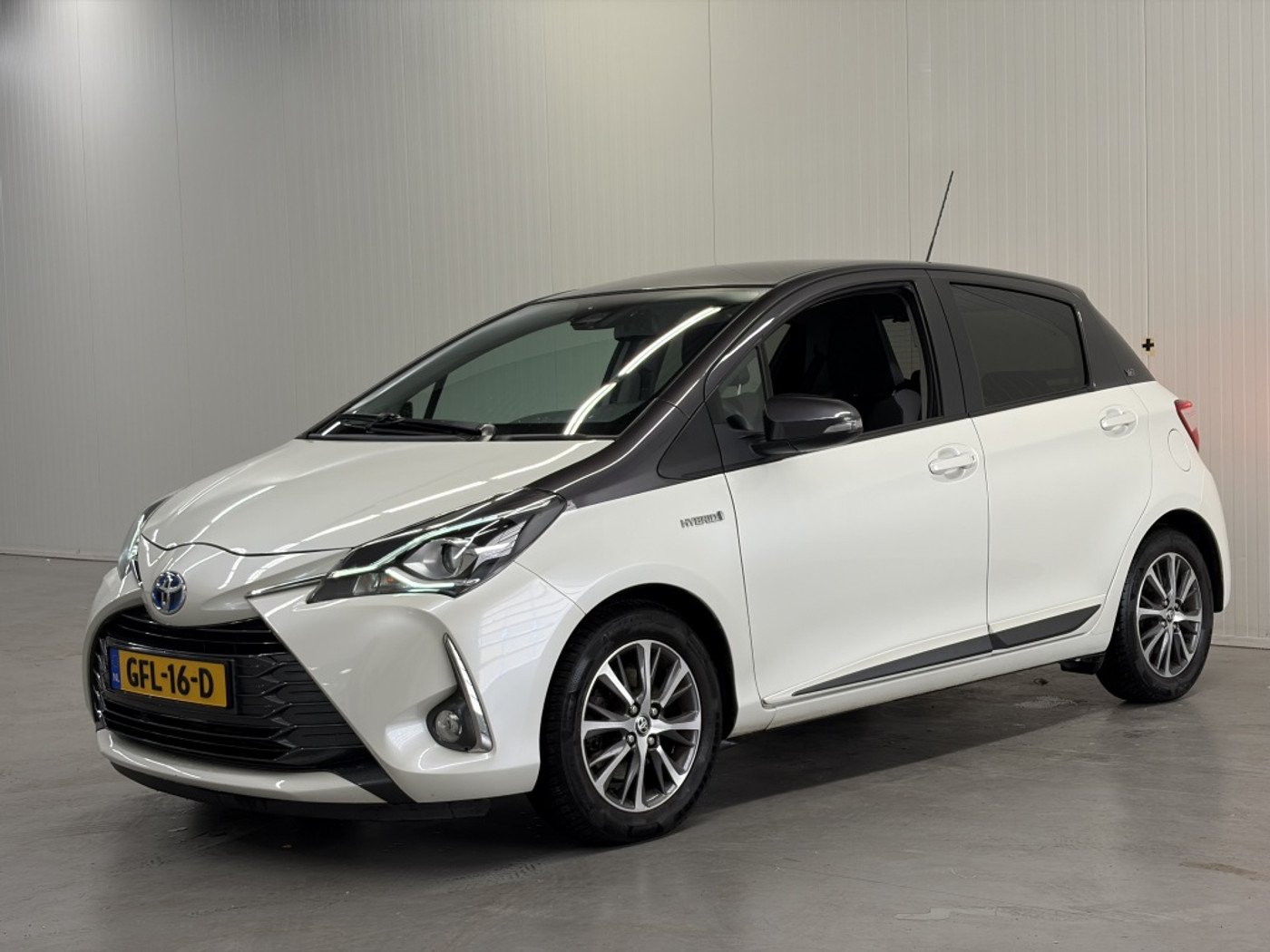 Foto van Toyota Toyota Yaris Hybrid