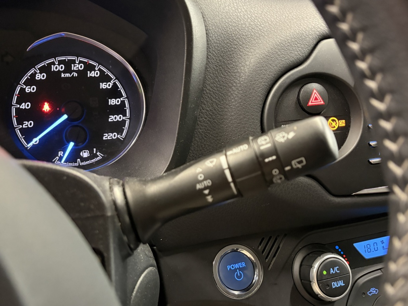 Foto van Toyota Toyota Yaris Hybrid