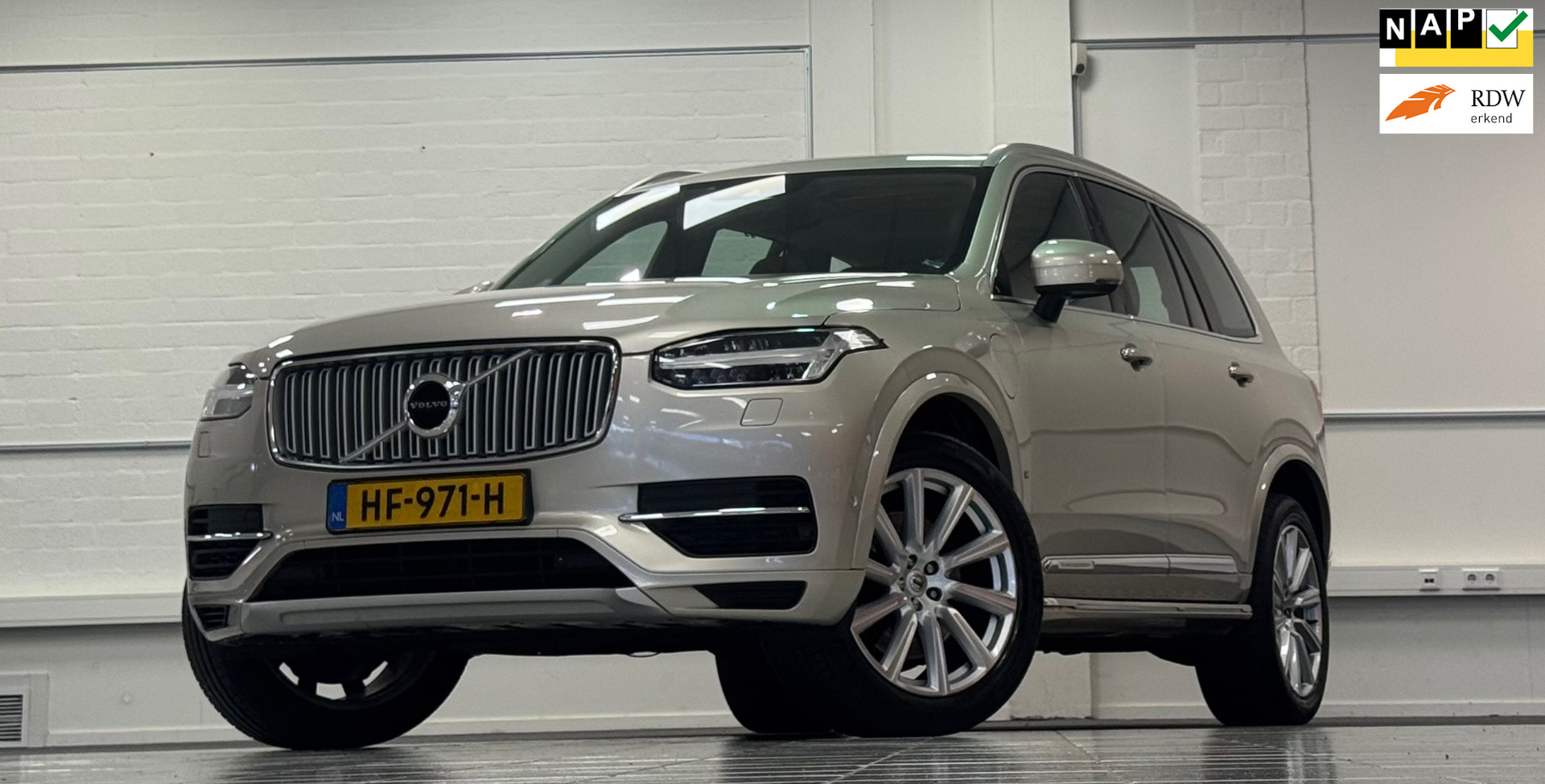 Volvo Xc90 T8 Twin Engine 2.0 T8 SOH 89% Inscription Luxury-Line Intellisafe Pro Line Parkeer pakket 2015 - voorkant