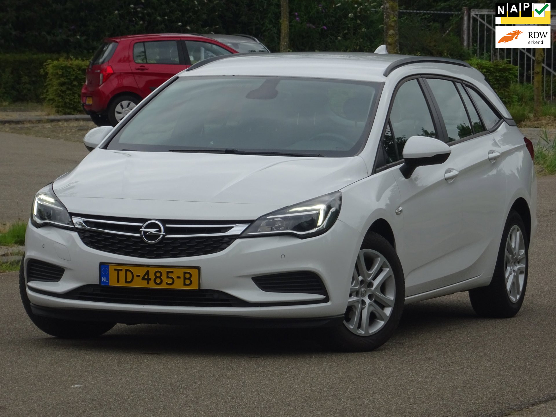 Opel Astra Sports Tourer 1.0 Online Edition BJ2018 NAP/NAVI 2018 - voorkant