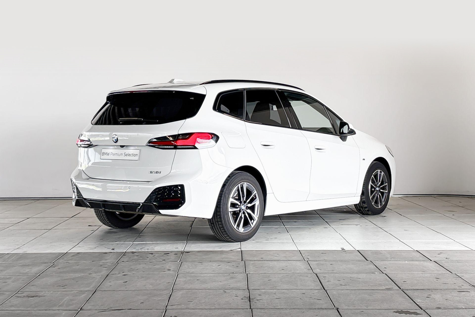 Foto van BMW 218i Active Tourer
