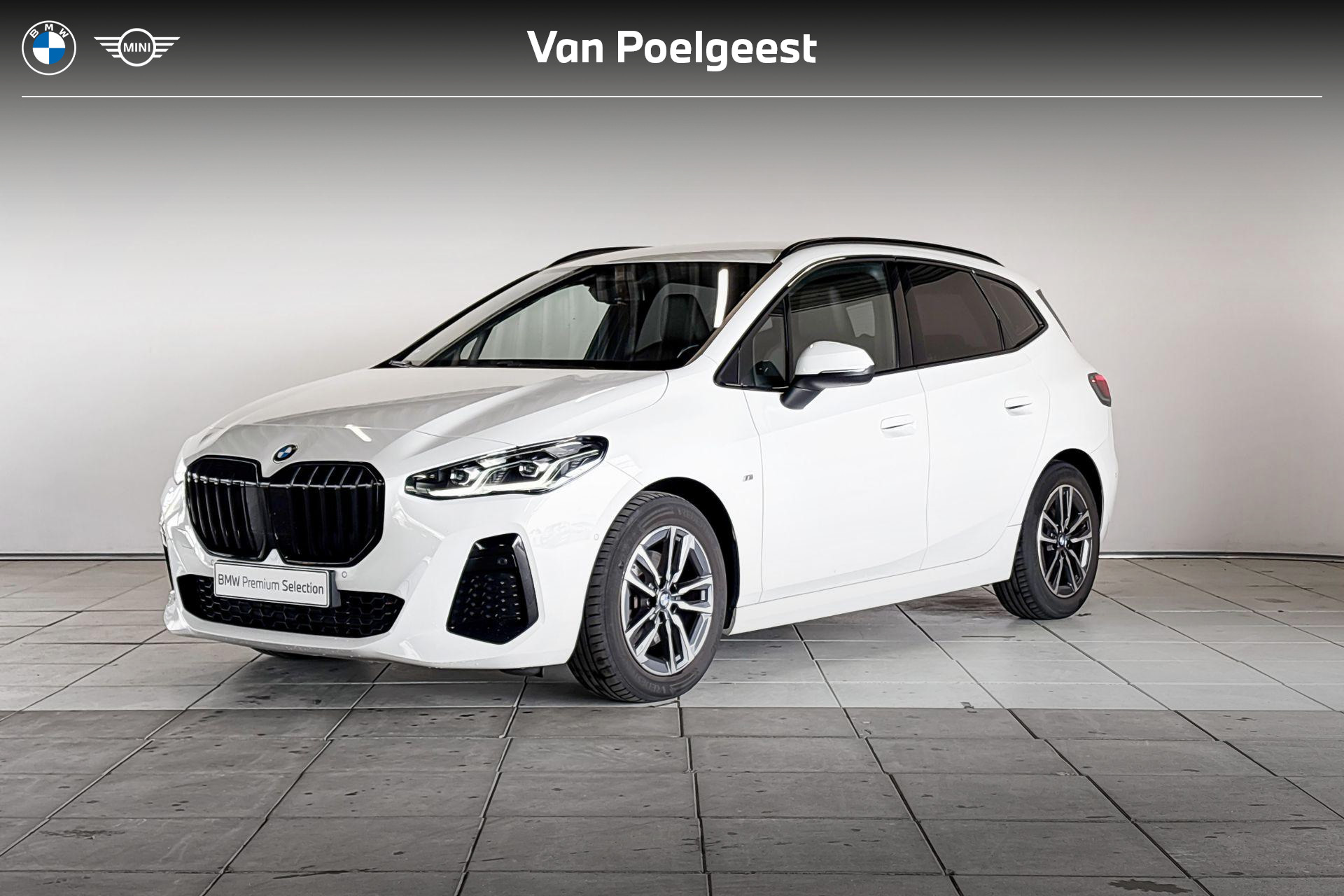 BMW 218i Active Tourer 218i Premium Pack M Sportpakket 2022 - voorkant