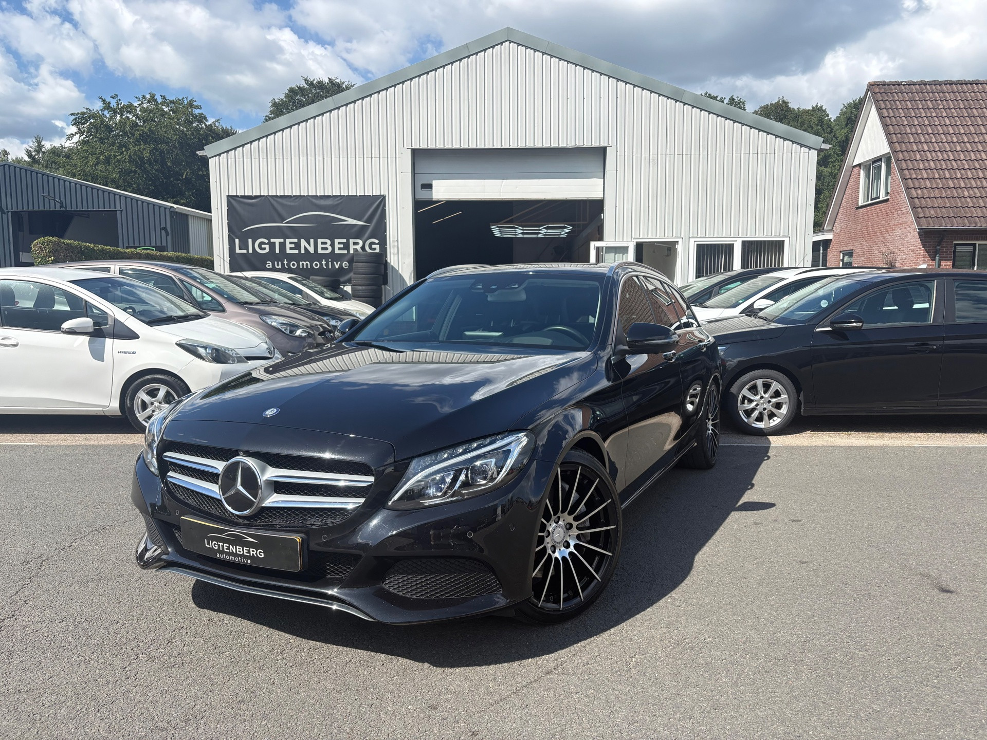 Mercedes-Benz C 350 E 350 e Lease Edition 360•CAMERA 2015 - voorkant