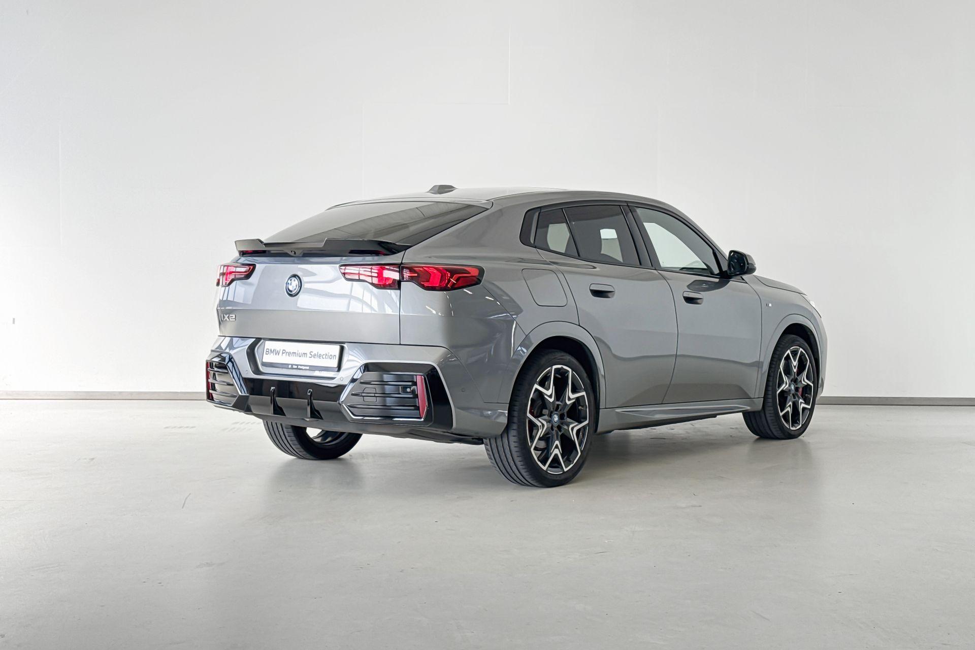 Foto van BMW Ix2 Edrive20